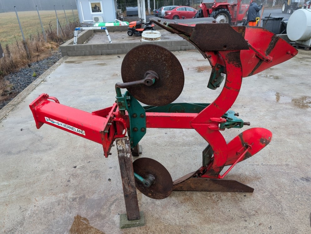 KVERNELAND Lisäsiipi paluuauraan 14" - Плуг: фото 3 KVERNELAND Lisäsiipi paluuauraan 14" - Плуг: фото 3