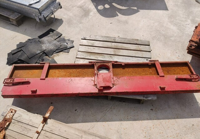 Peräkärryn metallilaita - K 42cm ja L 205cm - Кузов и экстерьер для Сельскохозяйственных прицепов-самосвалов: фото 2 Peräkärryn metallilaita - K 42cm ja L 205cm - Кузов и экстерьер для Сельскохозяйственных прицепов-самосвалов: фото 2