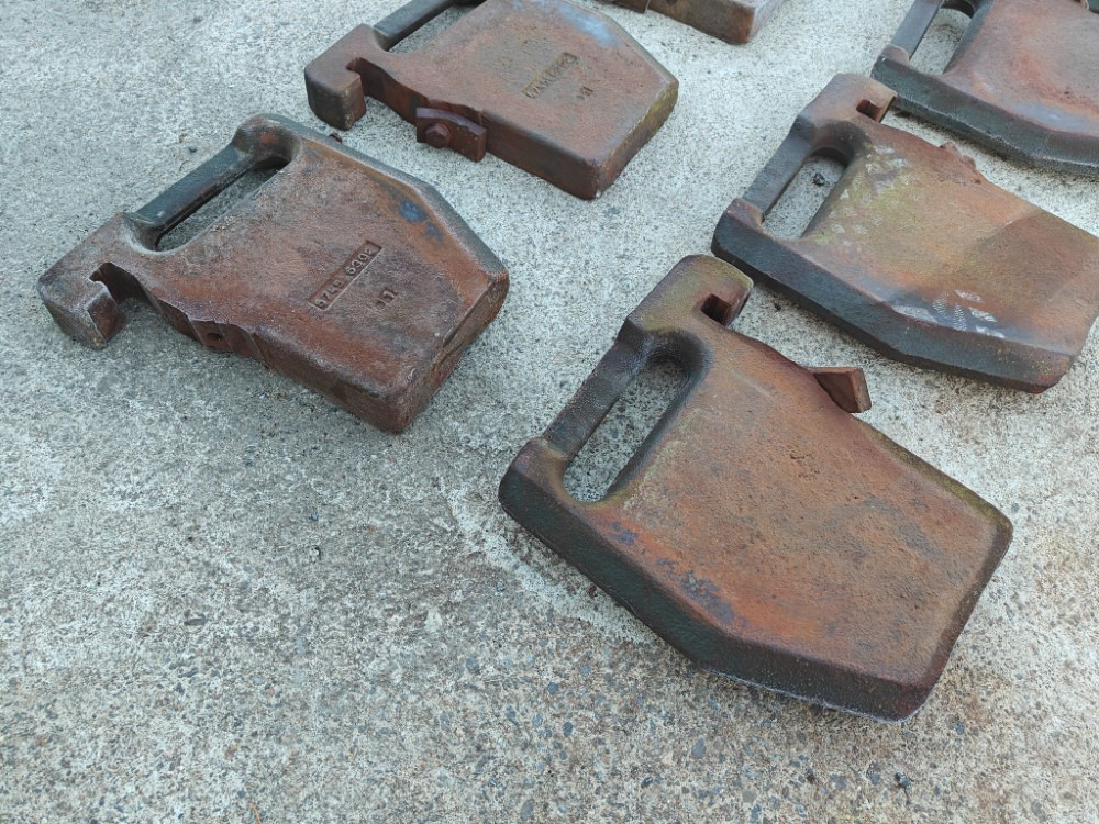 ZETOR Etupainosarja 8kpl - Сельскохозяйственная техника: фото 2 ZETOR Etupainosarja 8kpl - Сельскохозяйственная техника: фото 2