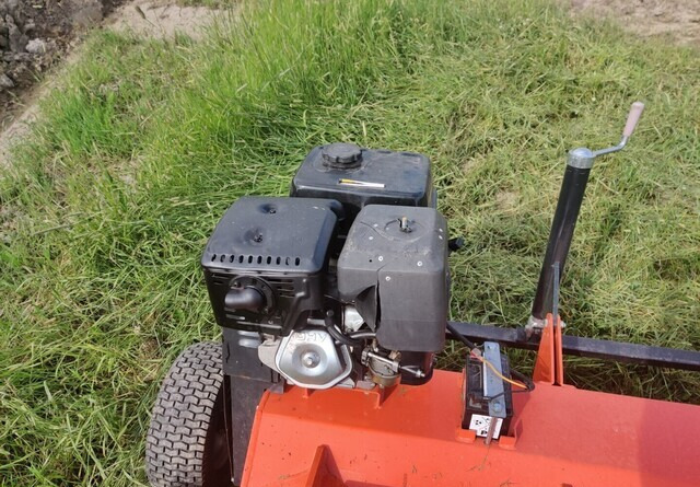 Tarmo ATV120 kesantomurskain - VIDEO - Косилка-измельчитель: фото 4 Tarmo ATV120 kesantomurskain - VIDEO - Косилка-измельчитель: фото 4