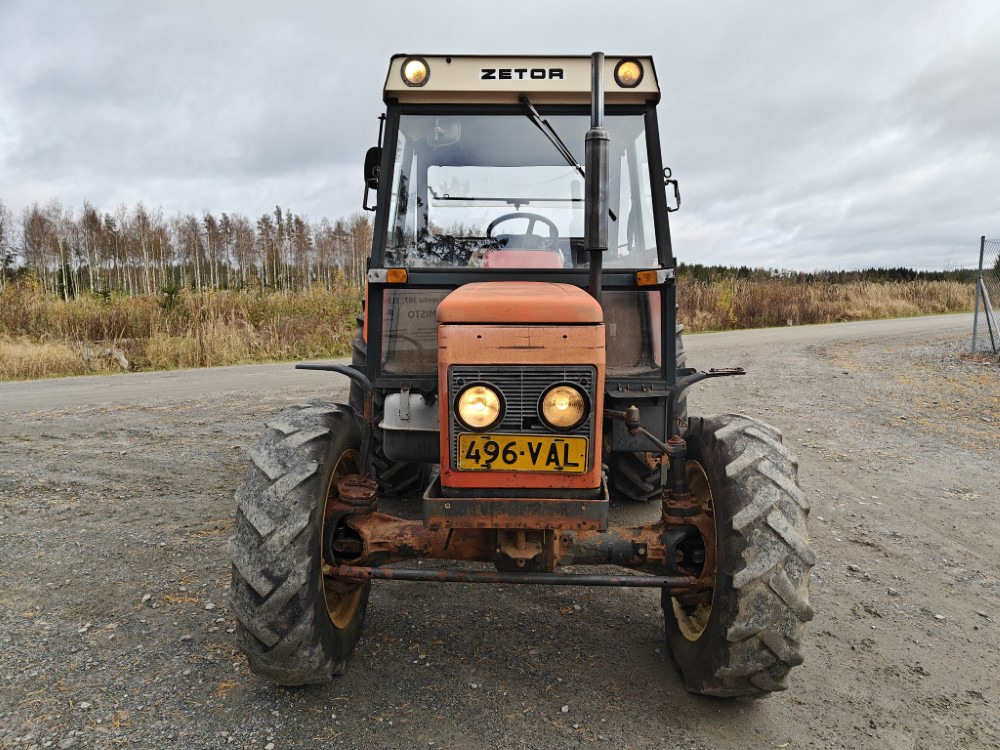 ZETOR 7245 - 4WD - Трактор: фото 5 ZETOR 7245 - 4WD - Трактор: фото 5