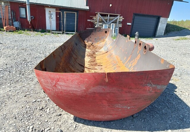 Risukaukaloiksi metsäkärryyn säiliön puolikas pituus 600cm - Запчасти для Лесозаготовительной техники: фото 5 Risukaukaloiksi metsäkärryyn säiliön puolikas pituus 600cm - Запчасти для Лесозаготовительной техники: фото 5