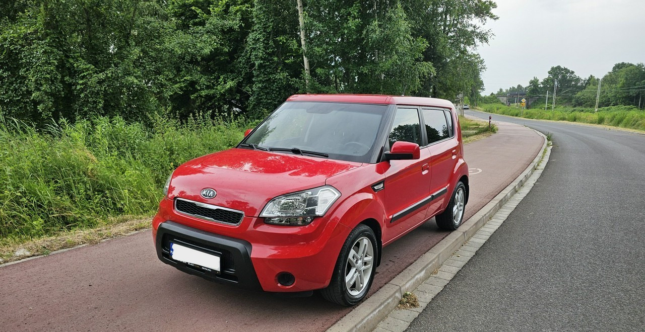 Kia Soul klima*alufelgi**** - Легковой автомобиль: фото 1 Kia Soul klima*alufelgi**** - Легковой автомобиль: фото 1
