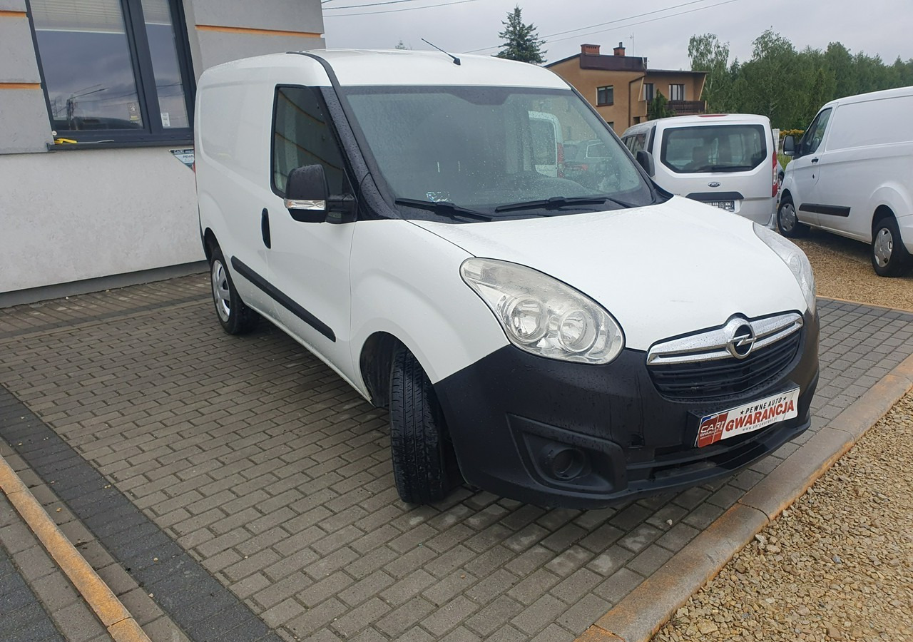 Opel Combo Opel Combo 1.4 Benzyna Polski Salon - Цельнометаллический фургон: фото 3 Opel Combo Opel Combo 1.4 Benzyna Polski Salon - Цельнометаллический фургон: фото 3