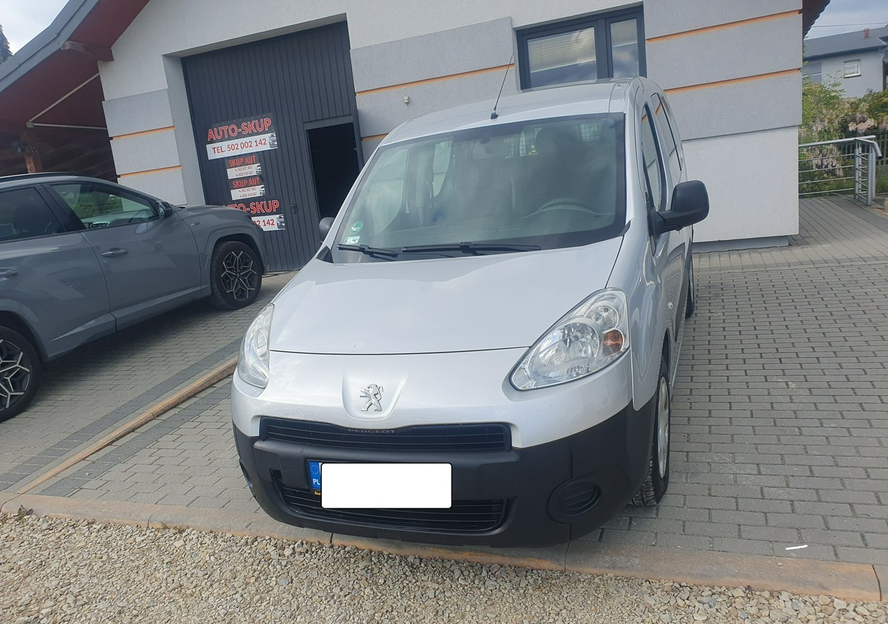 Peugeot Partner long *2 lub 5 osobowy *klima* gruau* - Цельнометаллический фургон: фото 3 Peugeot Partner long *2 lub 5 osobowy *klima* gruau* - Цельнометаллический фургон: фото 3