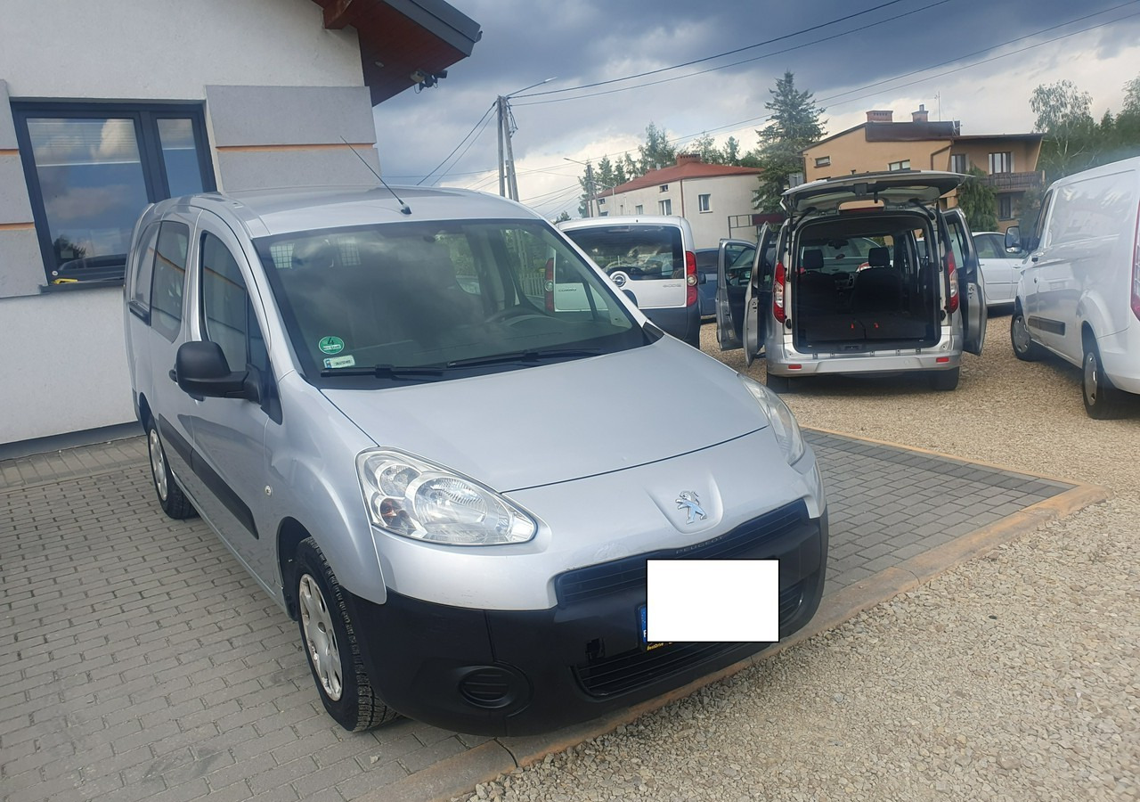 Peugeot Partner long *2 lub 5 osobowy *klima* gruau* - Цельнометаллический фургон: фото 4 Peugeot Partner long *2 lub 5 osobowy *klima* gruau* - Цельнометаллический фургон: фото 4
