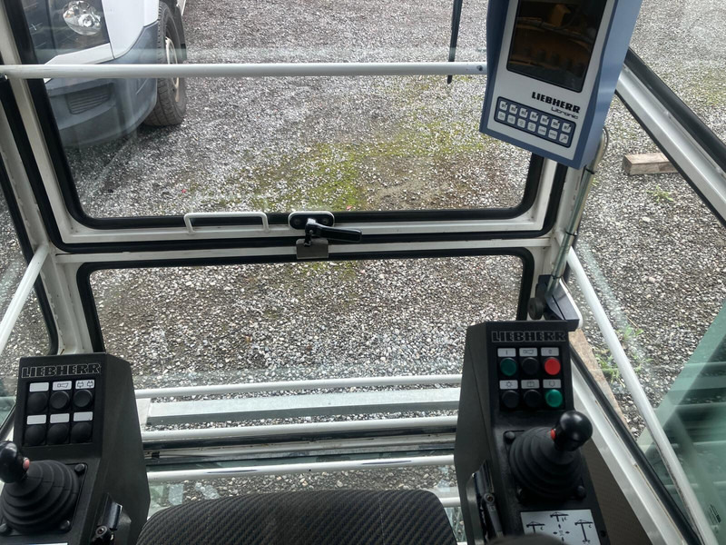 Liebherr 85EC-B 2012yom - Башенный кран: фото 3 Liebherr 85EC-B 2012yom - Башенный кран: фото 3