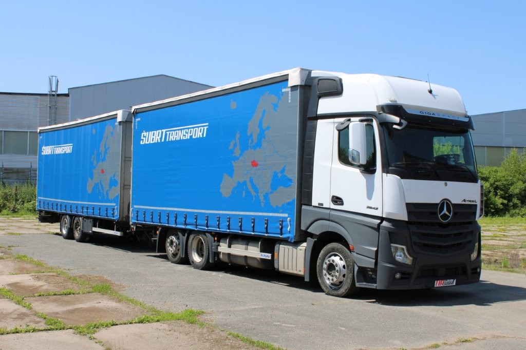 Mercedes-Benz Actros 2542 NAVIGACE + PANAV (8,20m x 2,48m x 3m) - Тентованный грузовик: фото 1 Mercedes-Benz Actros 2542 NAVIGACE + PANAV (8,20m x 2,48m x 3m) - Тентованный грузовик: фото 1