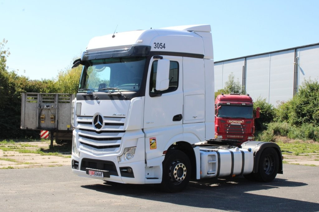 Mercedes-Benz ACTROS 1845 - Тягач: фото 4 Mercedes-Benz ACTROS 1845 - Тягач: фото 4