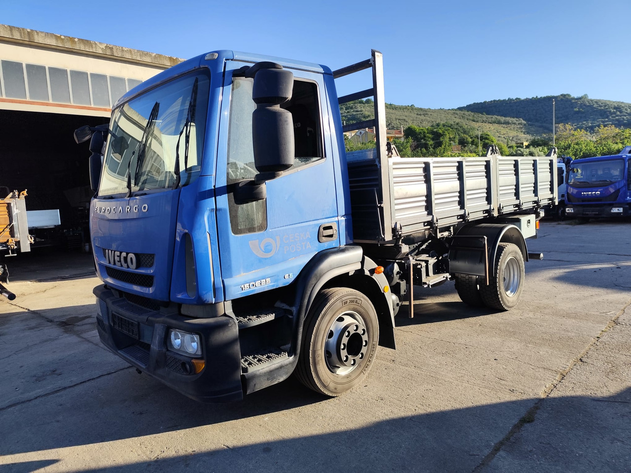 IVECO EUROCARGO 150E25 - Самосвал: фото 1 IVECO EUROCARGO 150E25 - Самосвал: фото 1