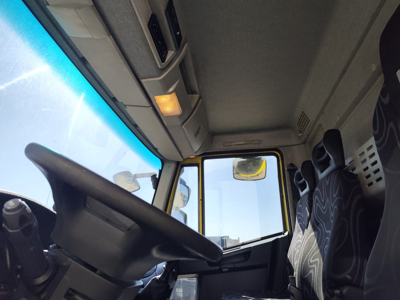 IVECO EUROCARGO 190EL25 - Грузовик-шасси: фото 5 IVECO EUROCARGO 190EL25 - Грузовик-шасси: фото 5