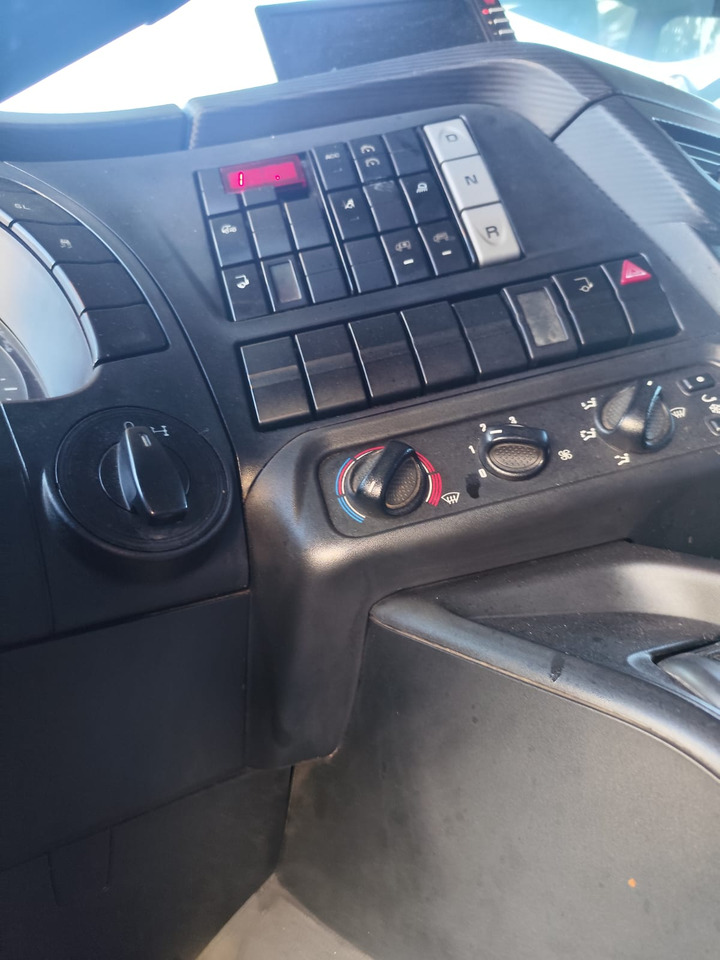 IVECO STRALIS 190S31 - Крюковой мультилифт: фото 5 IVECO STRALIS 190S31 - Крюковой мультилифт: фото 5