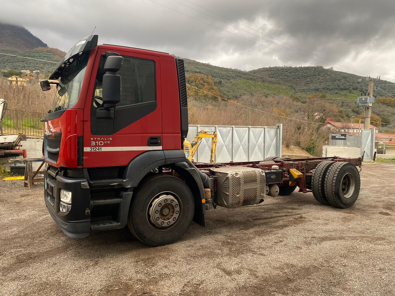 IVECO STRALIS 190S31 - Грузовик-шасси: фото 3 IVECO STRALIS 190S31 - Грузовик-шасси: фото 3