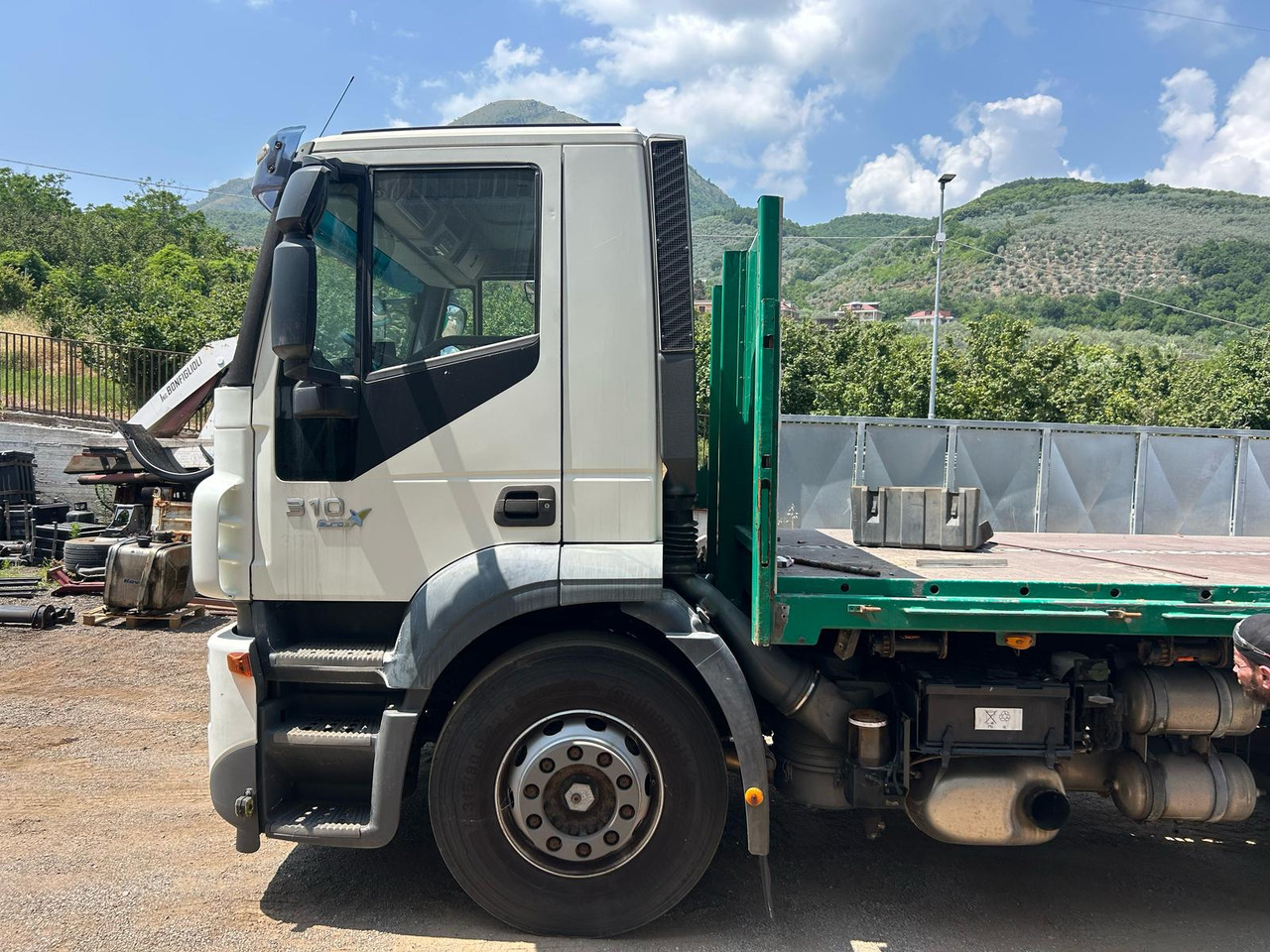 IVECO STRALIS AD 260S31 - Грузовик бортовой/ Платформа: фото 3 IVECO STRALIS AD 260S31 - Грузовик бортовой/ Платформа: фото 3