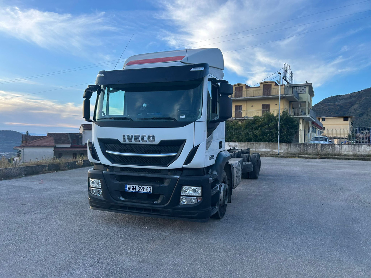 IVECO STRALIS AD 260S31 XP - Грузовик-шасси: фото 4 IVECO STRALIS AD 260S31 XP - Грузовик-шасси: фото 4