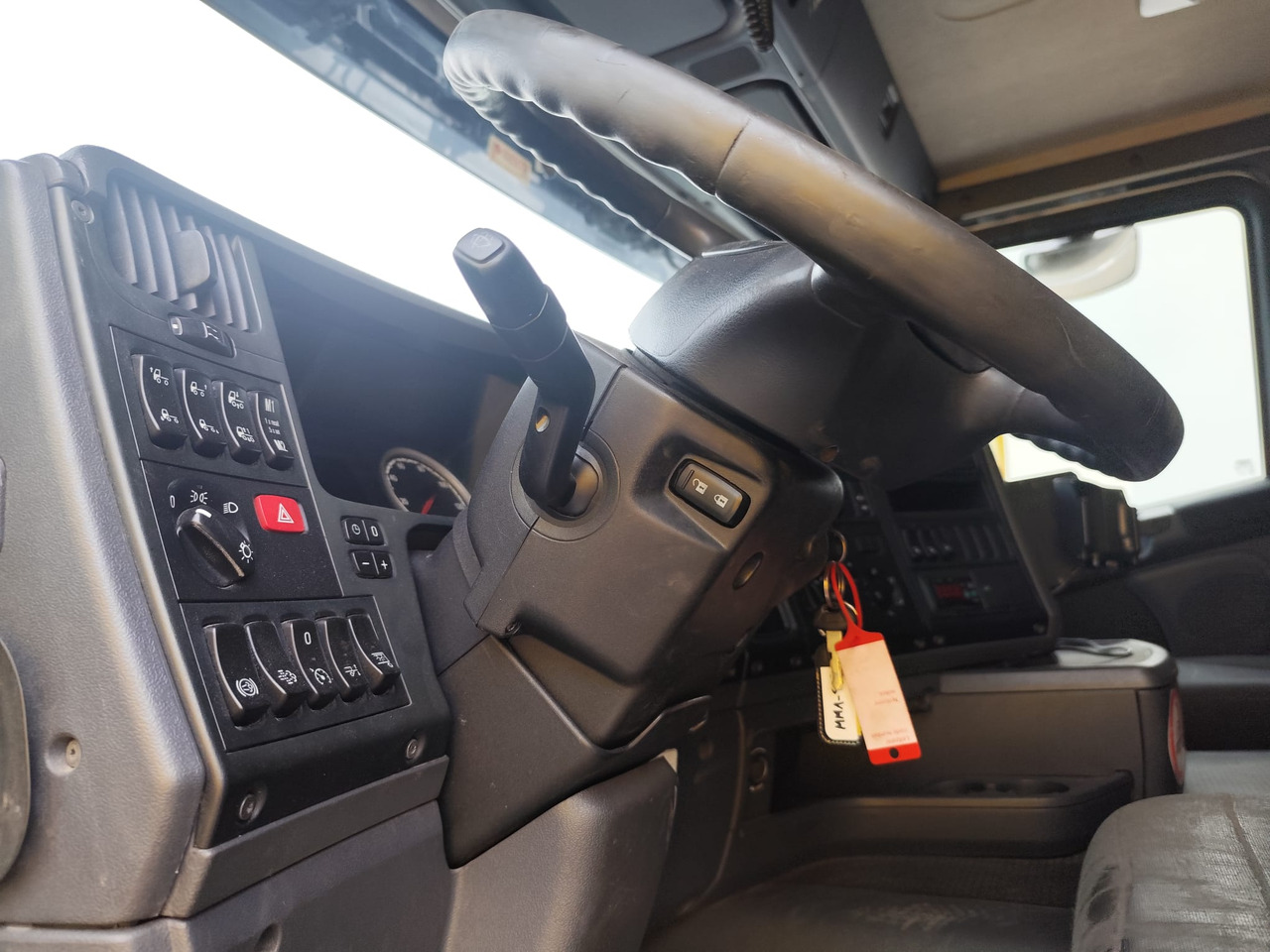 SCANIA G450 - Грузовик-шасси: фото 5 SCANIA G450 - Грузовик-шасси: фото 5