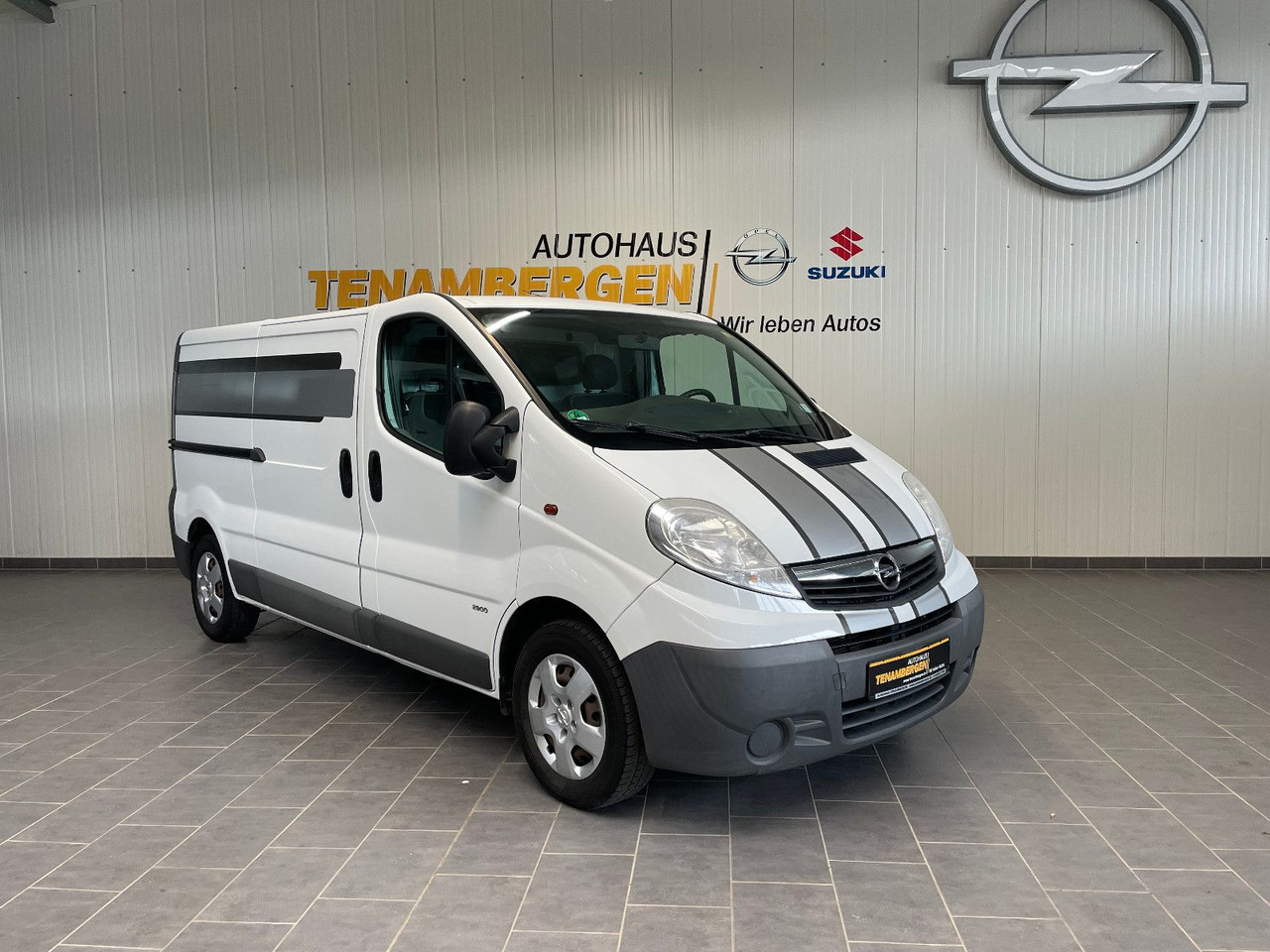 Opel Vivaro Kasten L2H1 2,9t Tüv Scheckheft Klima AHK - Легковой фургон: фото 1 Opel Vivaro Kasten L2H1 2,9t Tüv Scheckheft Klima AHK - Легковой фургон: фото 1