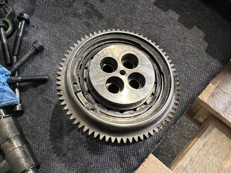 Scania R580 - Двигатель и запчасти: фото 3 Scania R580 - Двигатель и запчасти: фото 3