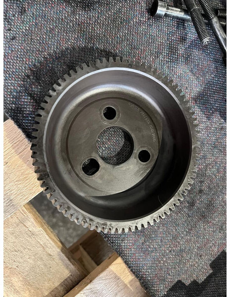 Scania R580 - Двигатель и запчасти: фото 2 Scania R580 - Двигатель и запчасти: фото 2