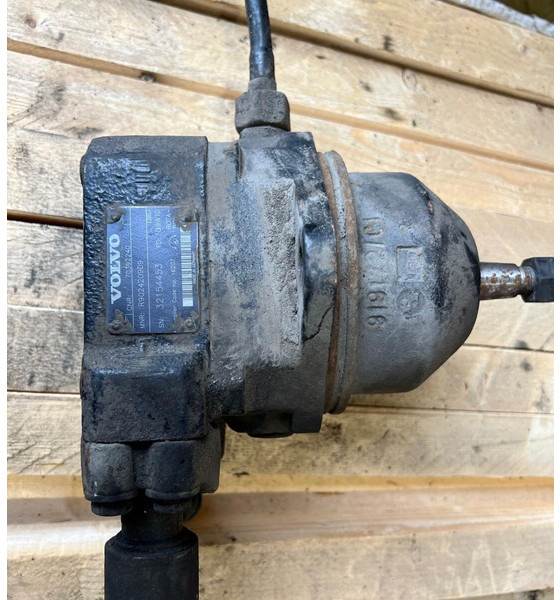 Volvo B12 - Гидравлический мотор: фото 2 Volvo B12 - Гидравлический мотор: фото 2