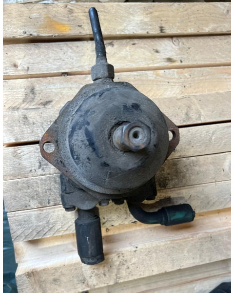 Volvo B12 - Гидравлический мотор: фото 1 Volvo B12 - Гидравлический мотор: фото 1