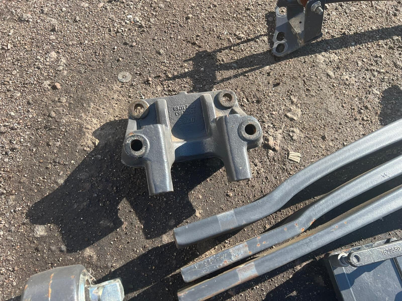 Volvo FH4 - Рессорная подвеска: фото 4 Volvo FH4 - Рессорная подвеска: фото 4