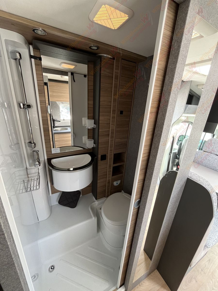 Полуинтегрированный автодом Dethleffs Globebus Performance 4x4 T 46 *MJ 26*AHK*Frontbü: фото 15