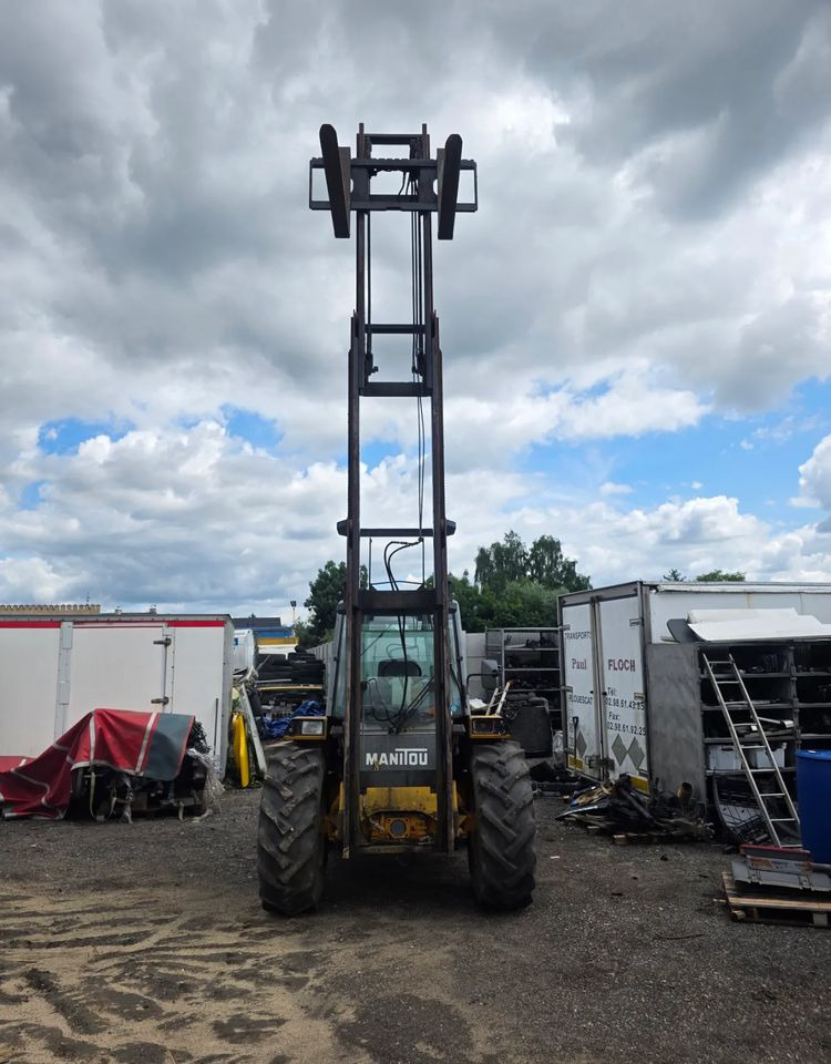 Manitou M26.4 Terenowy 4x4 5,5m - Вилочный погрузчик: фото 1 Manitou M26.4 Terenowy 4x4 5,5m - Вилочный погрузчик: фото 1