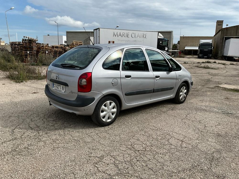 Citroën Xsara - Строительная техника: фото 3 Citroën Xsara - Строительная техника: фото 3