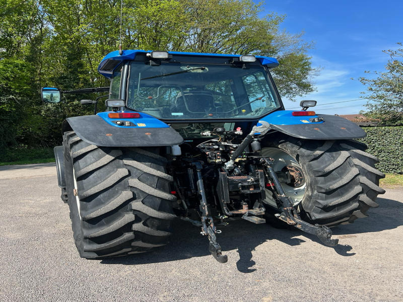 New Holland TM175 - Строительная техника: фото 4 New Holland TM175 - Строительная техника: фото 4