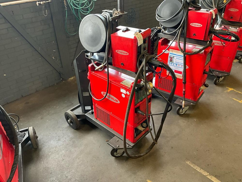 Fronius TransPulse Synergic 4000 - Металлообрабатывающий станок: фото 2 Fronius TransPulse Synergic 4000 - Металлообрабатывающий станок: фото 2