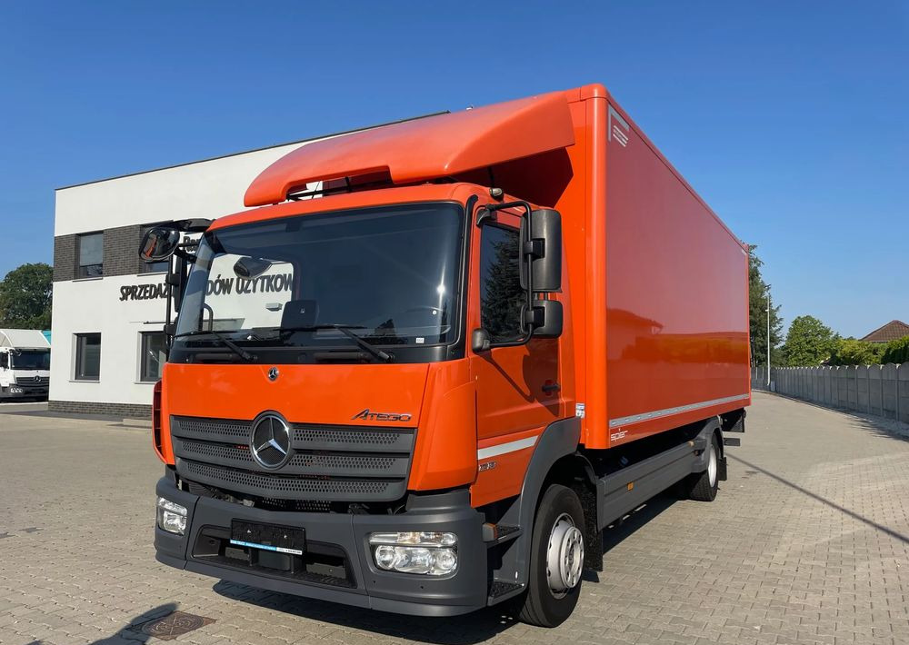 Mercedes-Benz ATEGO 1218 - Грузовик с закрытым кузовом: фото 3 Mercedes-Benz ATEGO 1218 - Грузовик с закрытым кузовом: фото 3