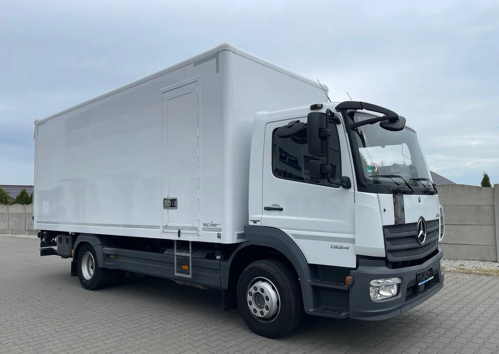 Mercedes-Benz ATEGO 1324, 15 EUROPALET, ŁADOWNOŚĆ 7,5 T - Грузовик с закрытым кузовом: фото 3 Mercedes-Benz ATEGO 1324, 15 EUROPALET, ŁADOWNOŚĆ 7,5 T - Грузовик с закрытым кузовом: фото 3