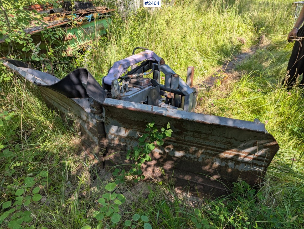 Folding plow-Holms KHV-240 - Отвал: фото 3 Folding plow-Holms KHV-240 - Отвал: фото 3