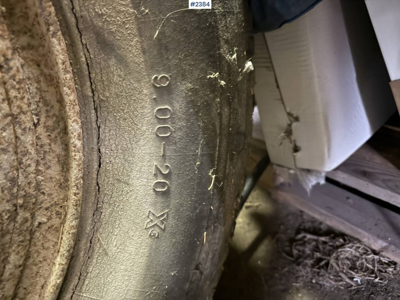 Tires with rim, Michelin 9.00-20 - Колесо: фото 4 Tires with rim, Michelin 9.00-20 - Колесо: фото 4