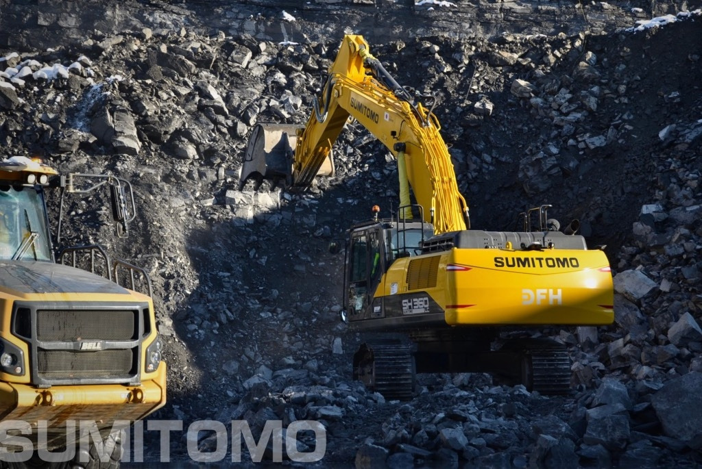 Sumitomo SH360-7 - Гусеничный экскаватор: фото 1 Sumitomo SH360-7 - Гусеничный экскаватор: фото 1