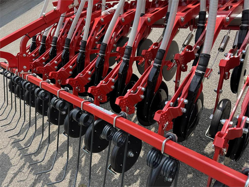 Kverneland CB 3500 3 punt - Посевной комплекс: фото 5 Kverneland CB 3500 3 punt - Посевной комплекс: фото 5