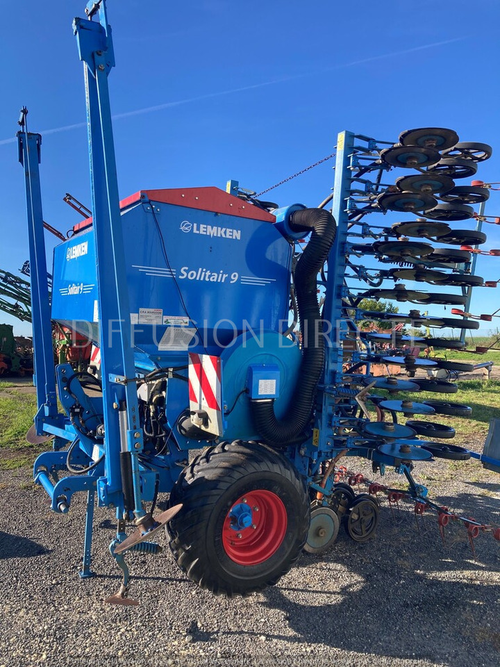 LEMKEN SEMOIR EN LIGNE SOLITAIR 9 - Сеялка: фото 3 LEMKEN SEMOIR EN LIGNE SOLITAIR 9 - Сеялка: фото 3