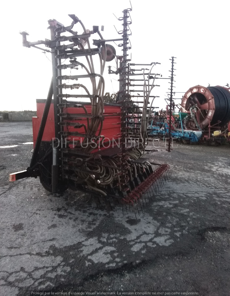 ROGER SEMOIR EN LIGNE 8 M/54 - Сеялка: фото 4 ROGER SEMOIR EN LIGNE 8 M/54 - Сеялка: фото 4