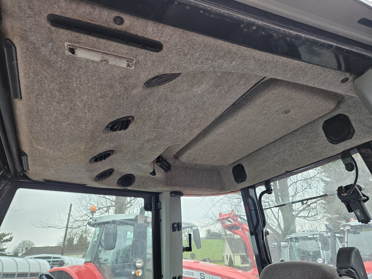 Трактор 2007 MF 5455, 520R38 Wide Wheels: фото 8