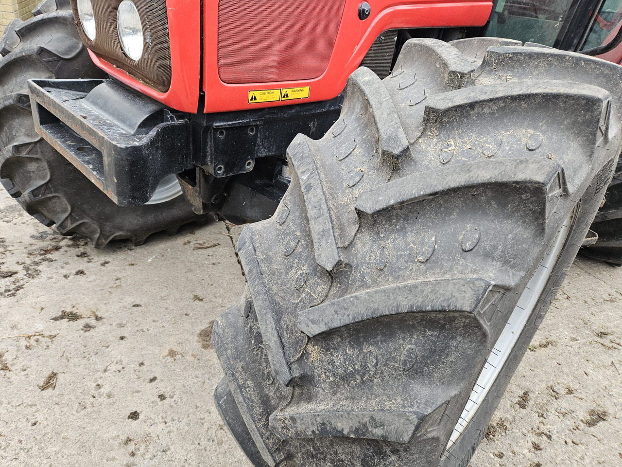 Трактор 2007 MF 5455, 520R38 Wide Wheels: фото 6