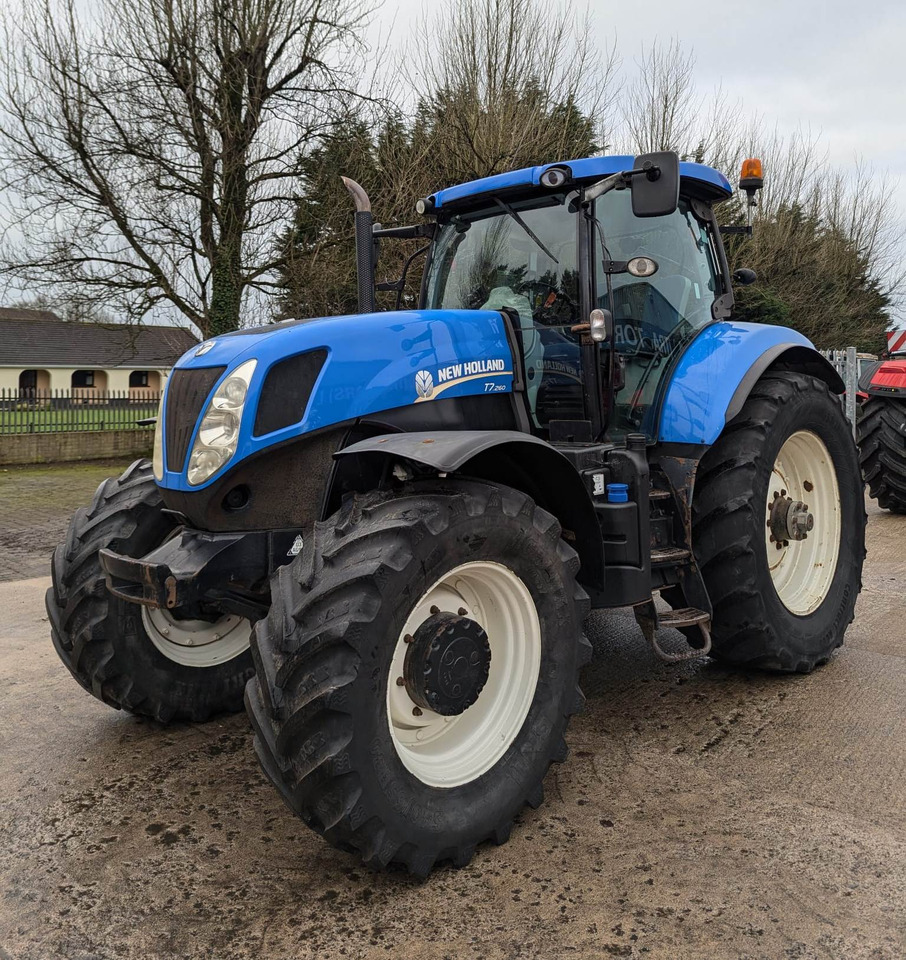 2013 New Holland T7.260 Powercommand - Трактор: фото 2 2013 New Holland T7.260 Powercommand - Трактор: фото 2