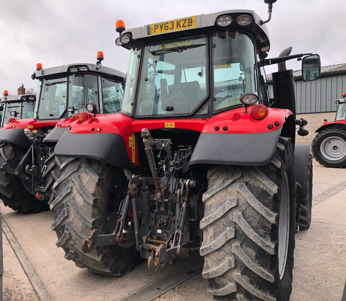 2014 MF 7614 with Quicke Loader - Трактор: фото 3 2014 MF 7614 with Quicke Loader - Трактор: фото 3