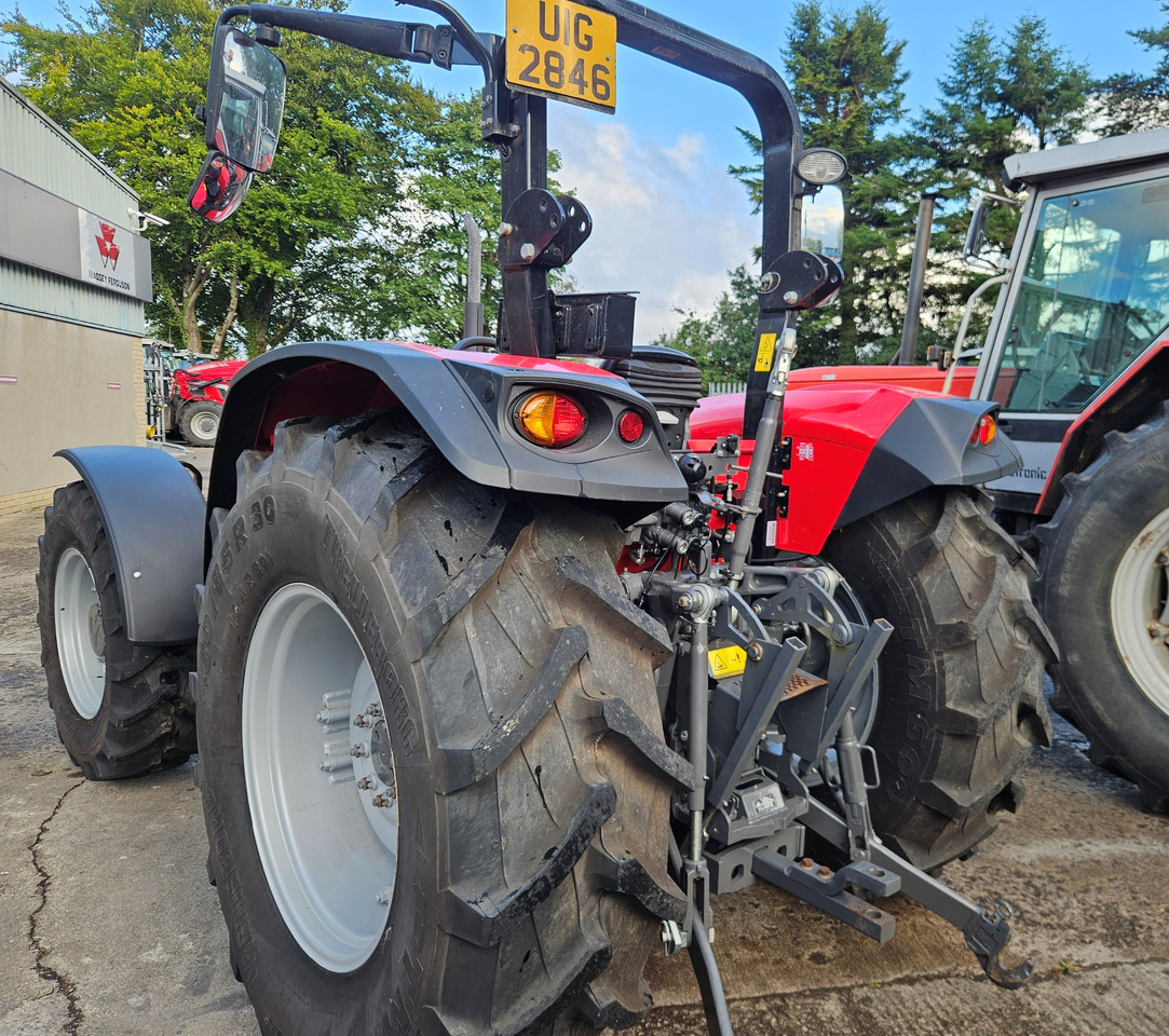 2019 MF 4707, only 428 Hours - Трактор: фото 3 2019 MF 4707, only 428 Hours - Трактор: фото 3