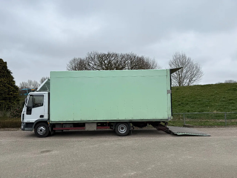 Iveco EuroCargo 75 Bakwagen -Manual-lift- Low KM - Грузовик с закрытым кузовом: фото 2 Iveco EuroCargo 75 Bakwagen -Manual-lift- Low KM - Грузовик с закрытым кузовом: фото 2