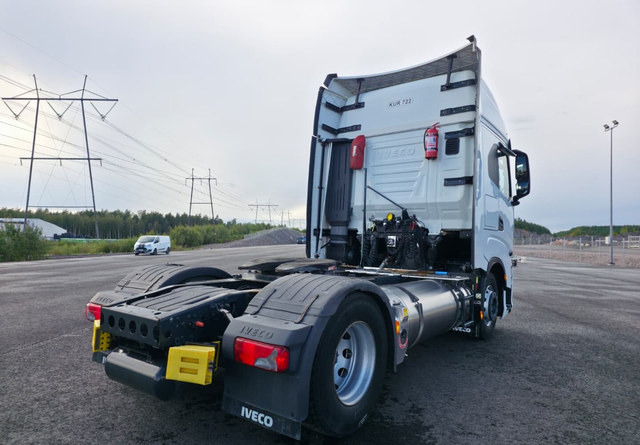 IvecoS-Way 460 4x2 LNG / LBG - Тягач: фото 4 IvecoS-Way 460 4x2 LNG / LBG - Тягач: фото 4