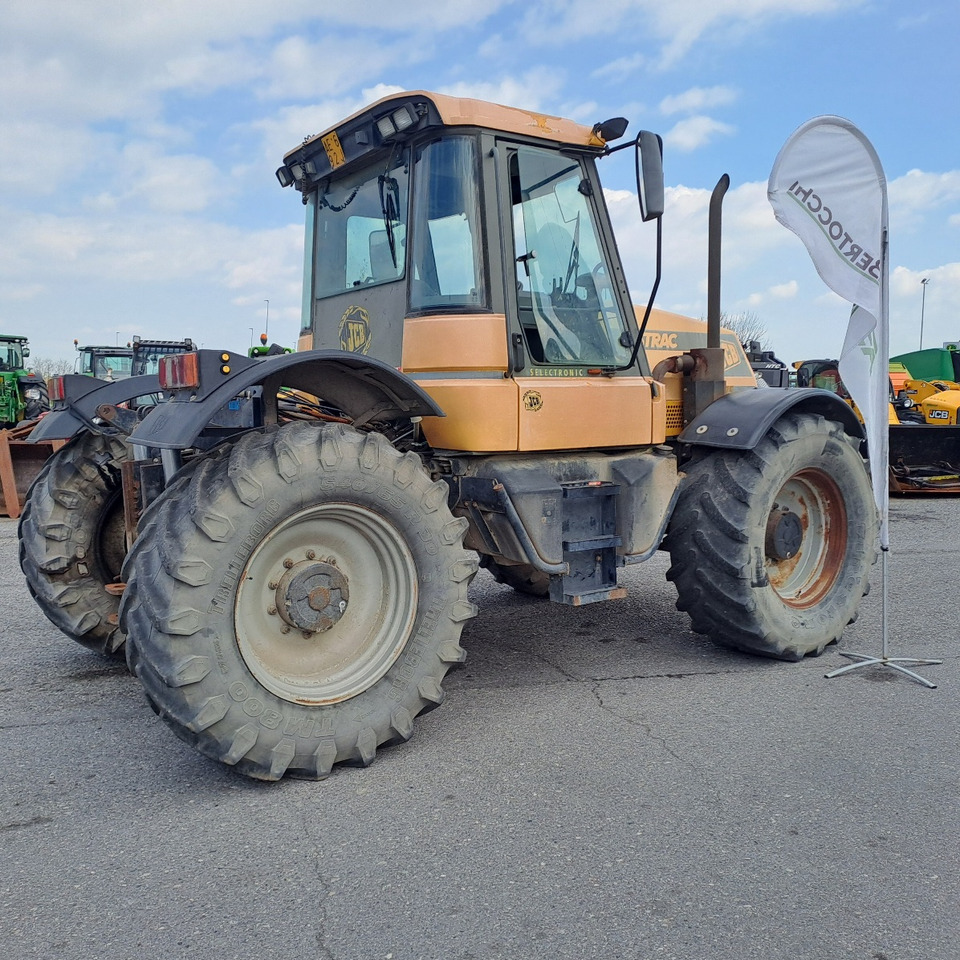 JCB FASTRAC 175 - Трактор: фото 2 JCB FASTRAC 175 - Трактор: фото 2