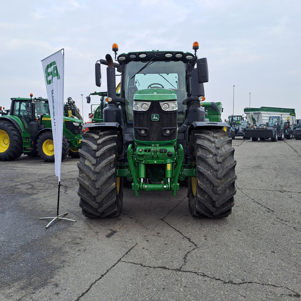 JOHN DEERE 6230R PREMIUM EDITION - Трактор: фото 3 JOHN DEERE 6230R PREMIUM EDITION - Трактор: фото 3