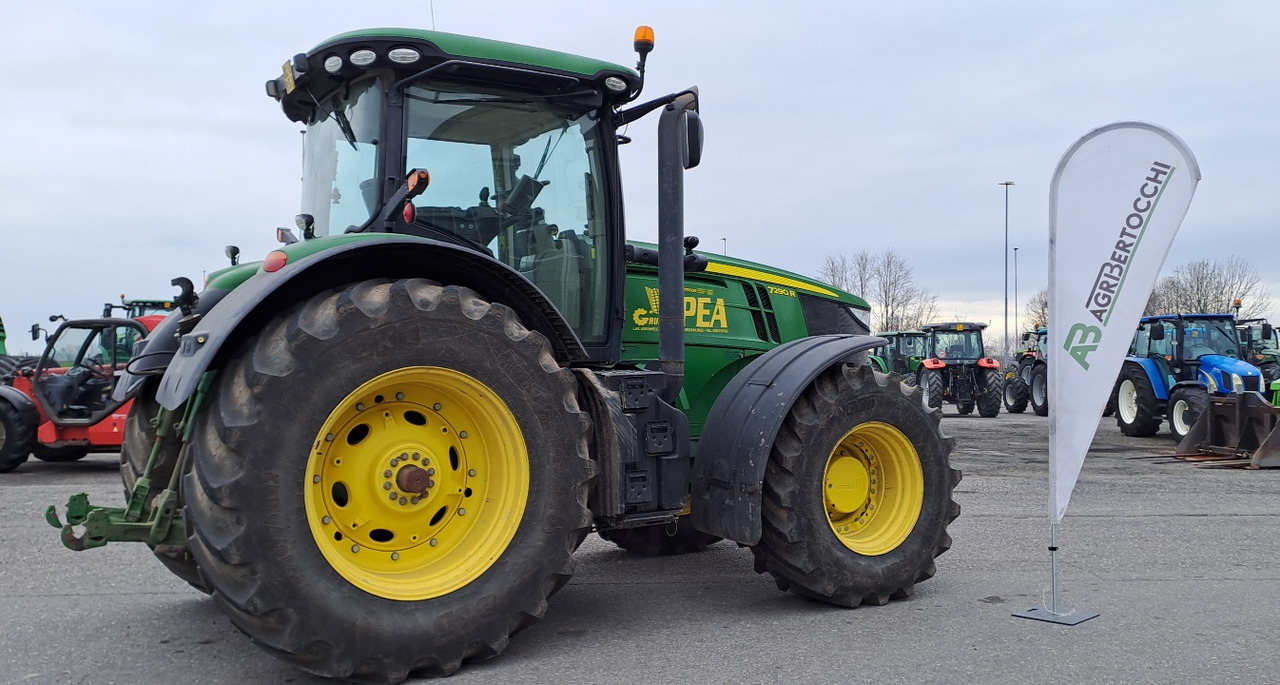 JOHN DEERE 7290R - Трактор: фото 2 JOHN DEERE 7290R - Трактор: фото 2