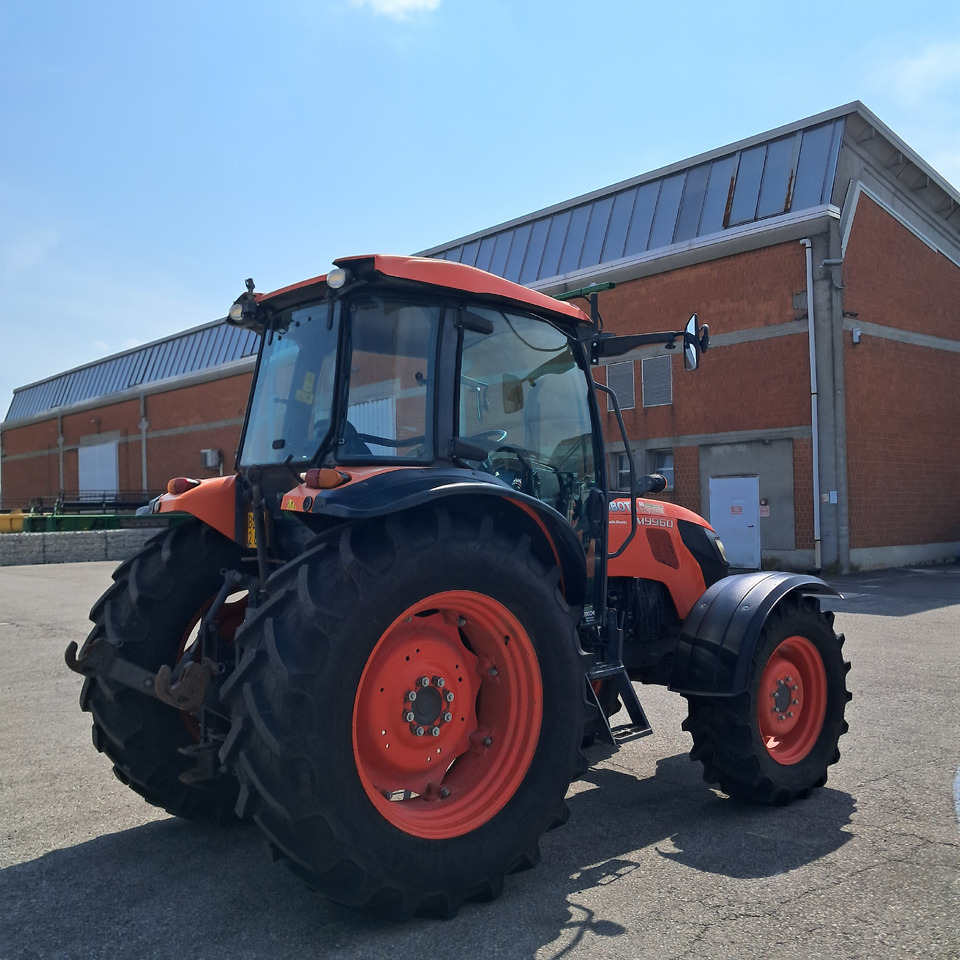KUBOTA M9960 - Трактор: фото 5 KUBOTA M9960 - Трактор: фото 5